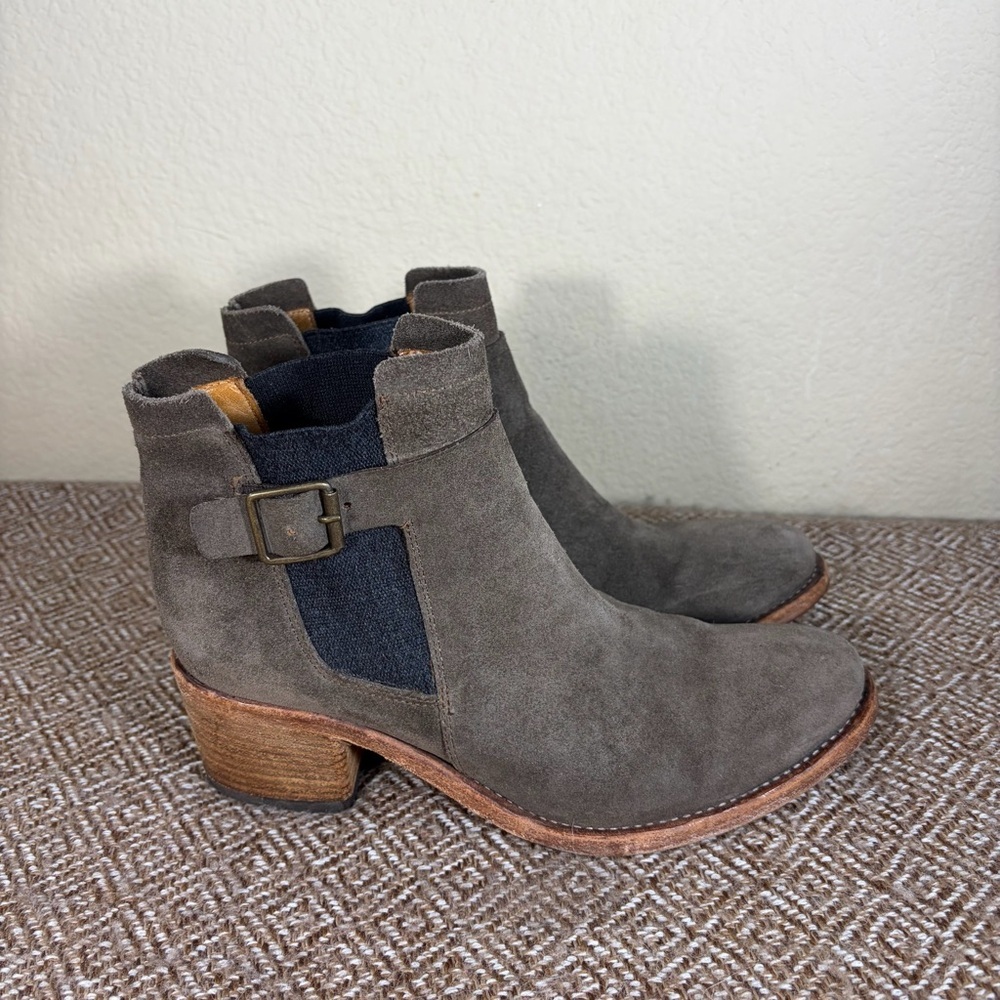 Alberto Fermani Gray Suede Ankle Boots Sz 7.5 Womens Western Casual Preppy